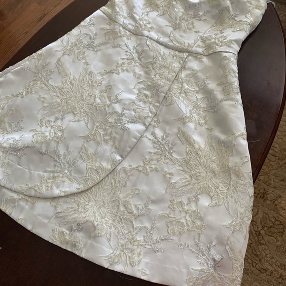 RW&CO SZ12-Strapless Dress - Picture 9 of 14